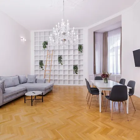 Hotel Matyas Budapest