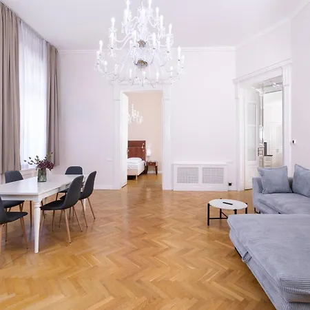 Hotel Matyas 3*