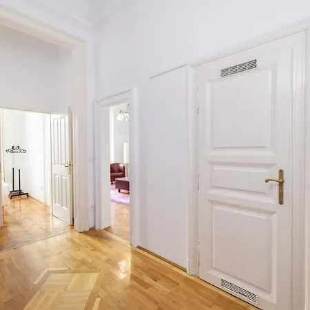 Matyas Budapest