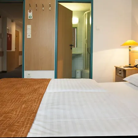 Hotell Matyas 3*