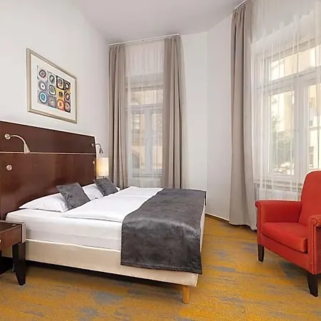 Hotel Matyas Budapest