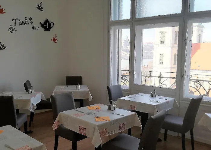 Matyas Hotel 3*