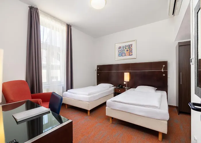 Matyas Hotel 3*