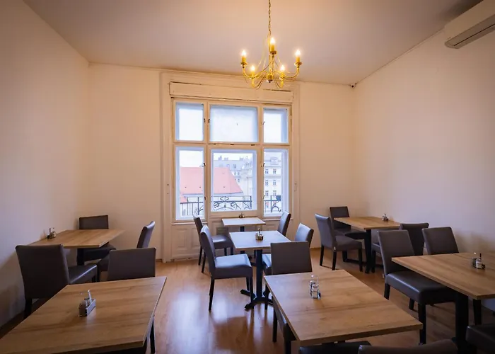 Matyas Hotel 3*
